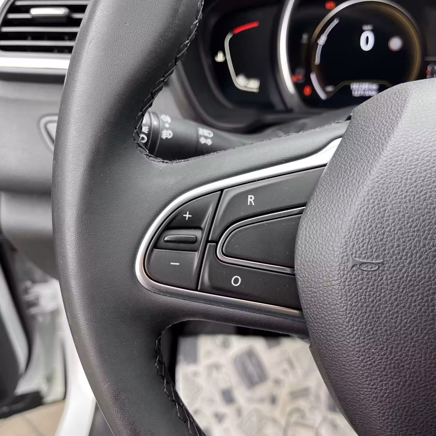 Renault Kadjar фото 13