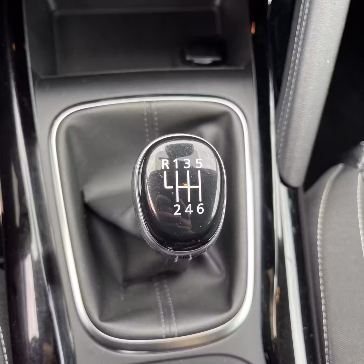 Renault Kadjar фото 15