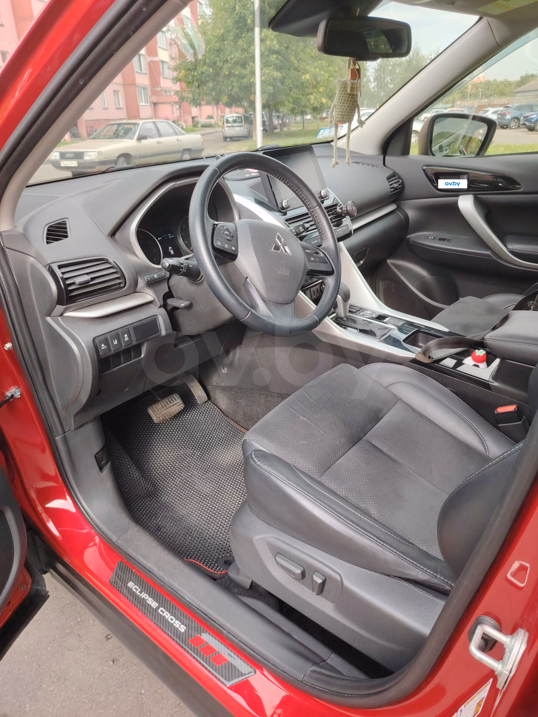 Mitsubishi Eclipse Cross фото 10