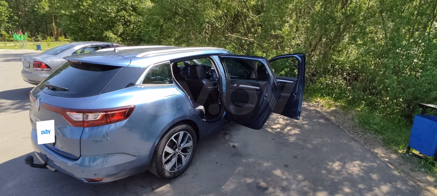 Renault Megane фото 11