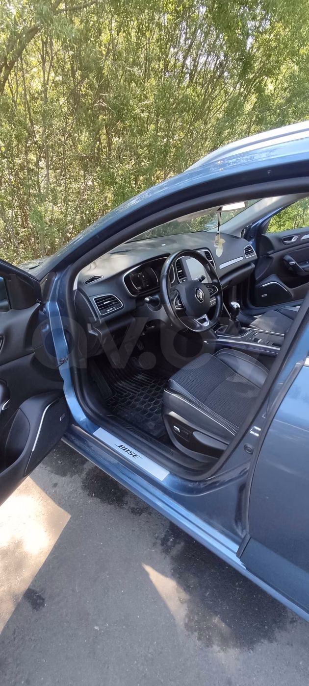 Renault Megane фото 13
