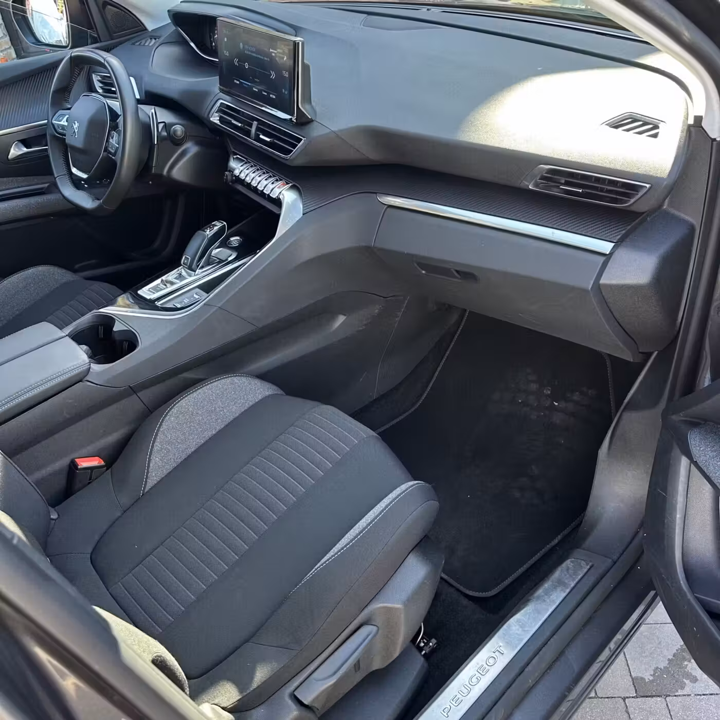 Peugeot 3008 фото 20