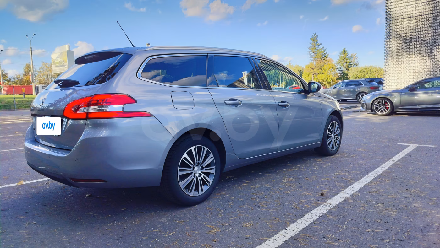 Peugeot 308 фото 5