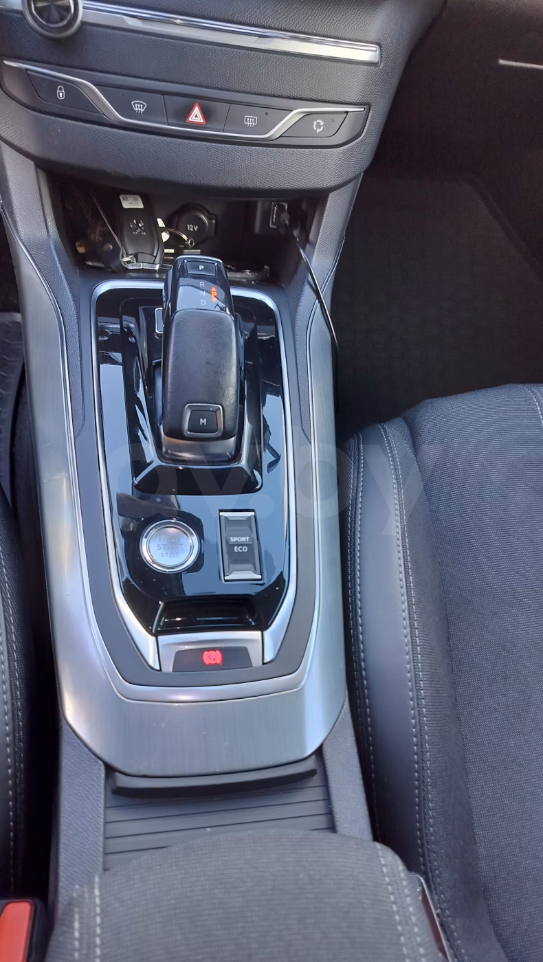 Peugeot 308 фото 12