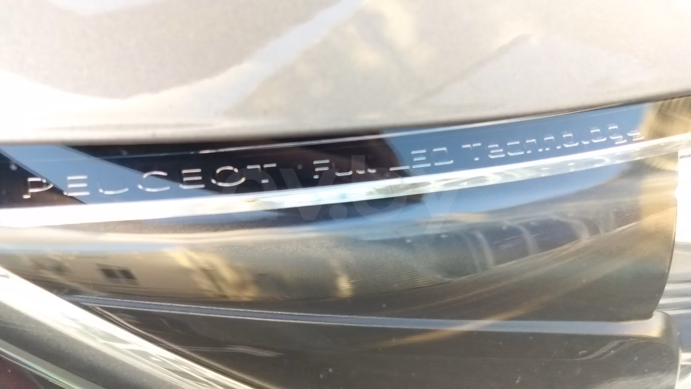 Peugeot 308 фото 17