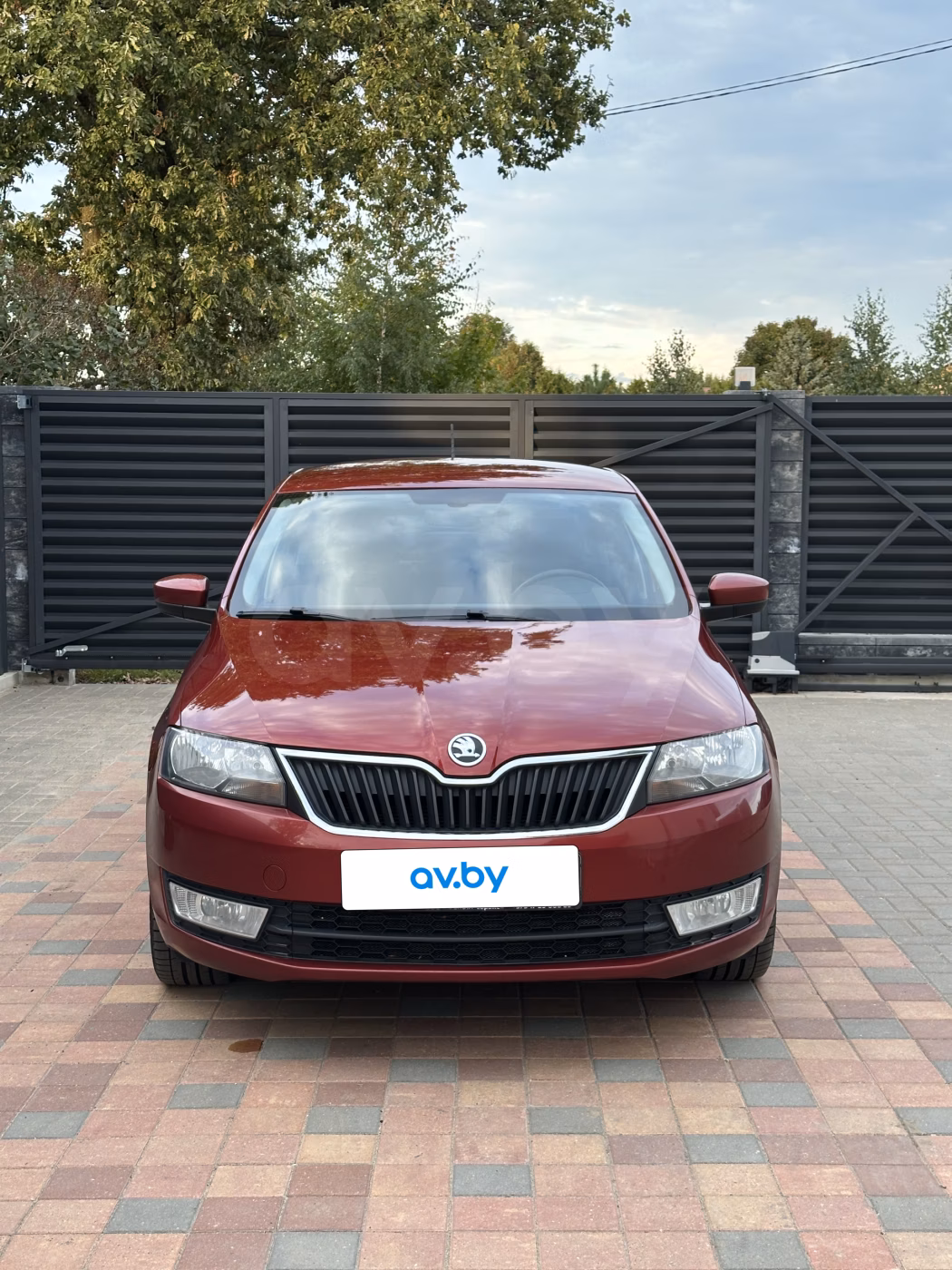 Skoda Rapid фото 2