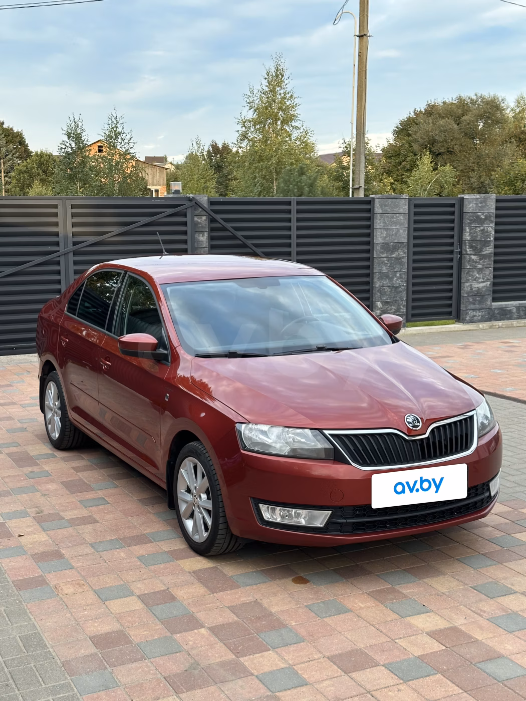 Skoda Rapid фото 3