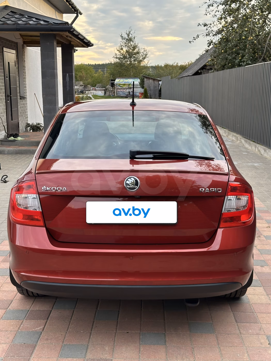 Skoda Rapid фото 5