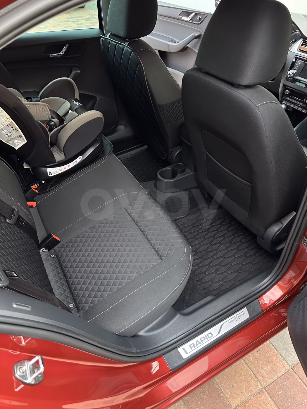 Skoda Rapid фото 10