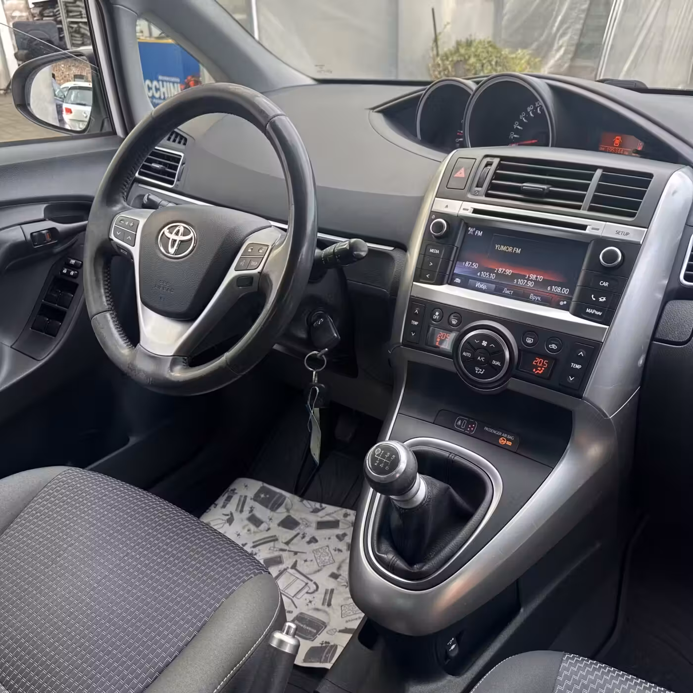 Toyota Verso фото 20