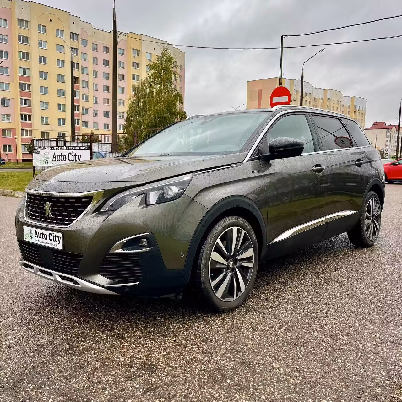 Peugeot 5008