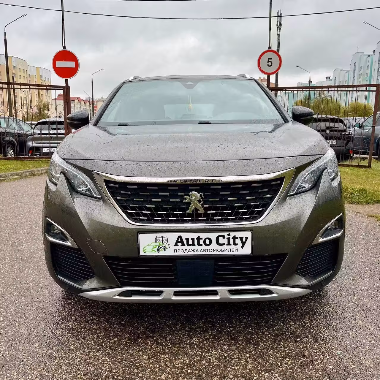 Peugeot 5008 фото 2