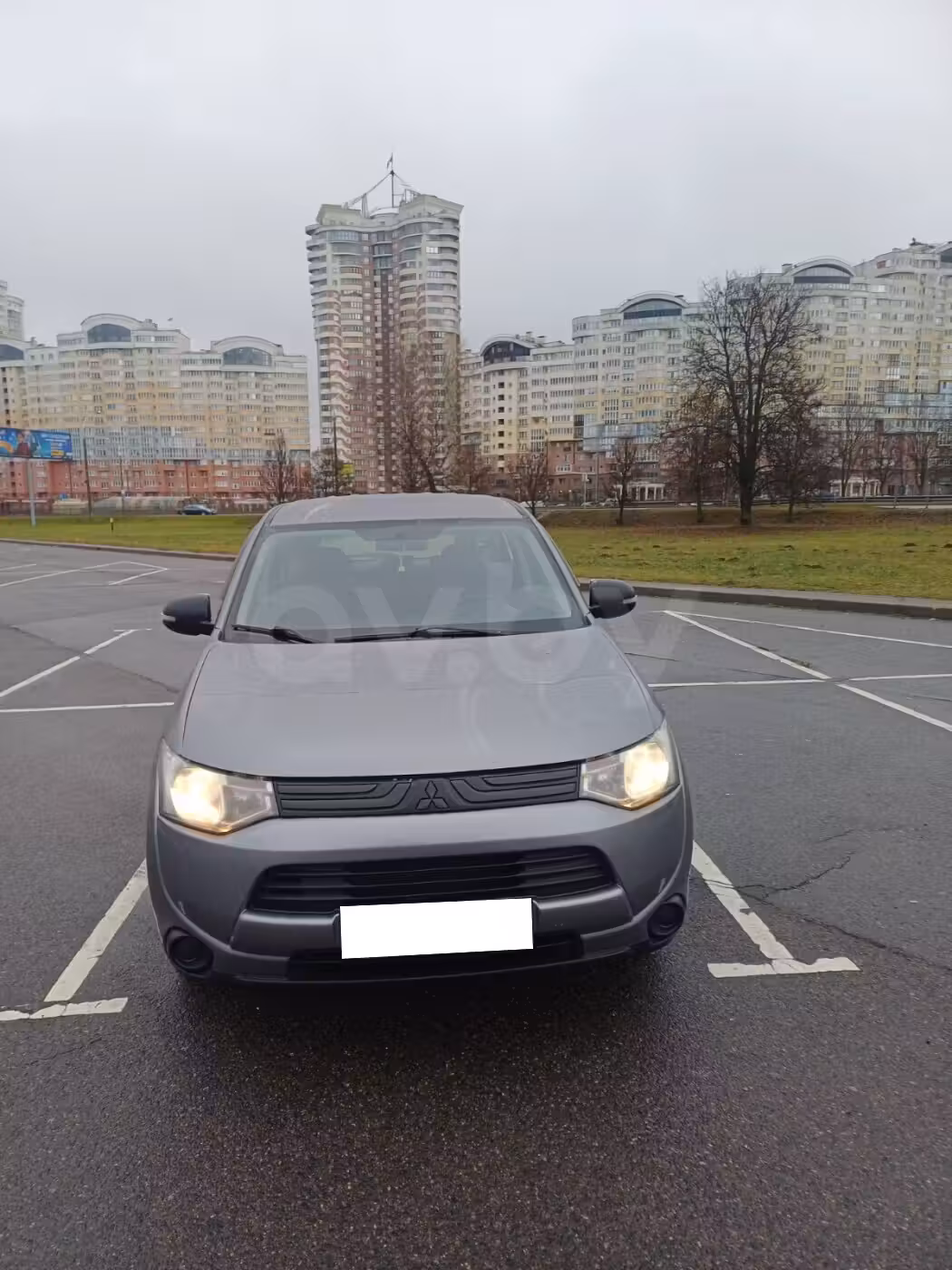 Mitsubishi Outlander фото 2