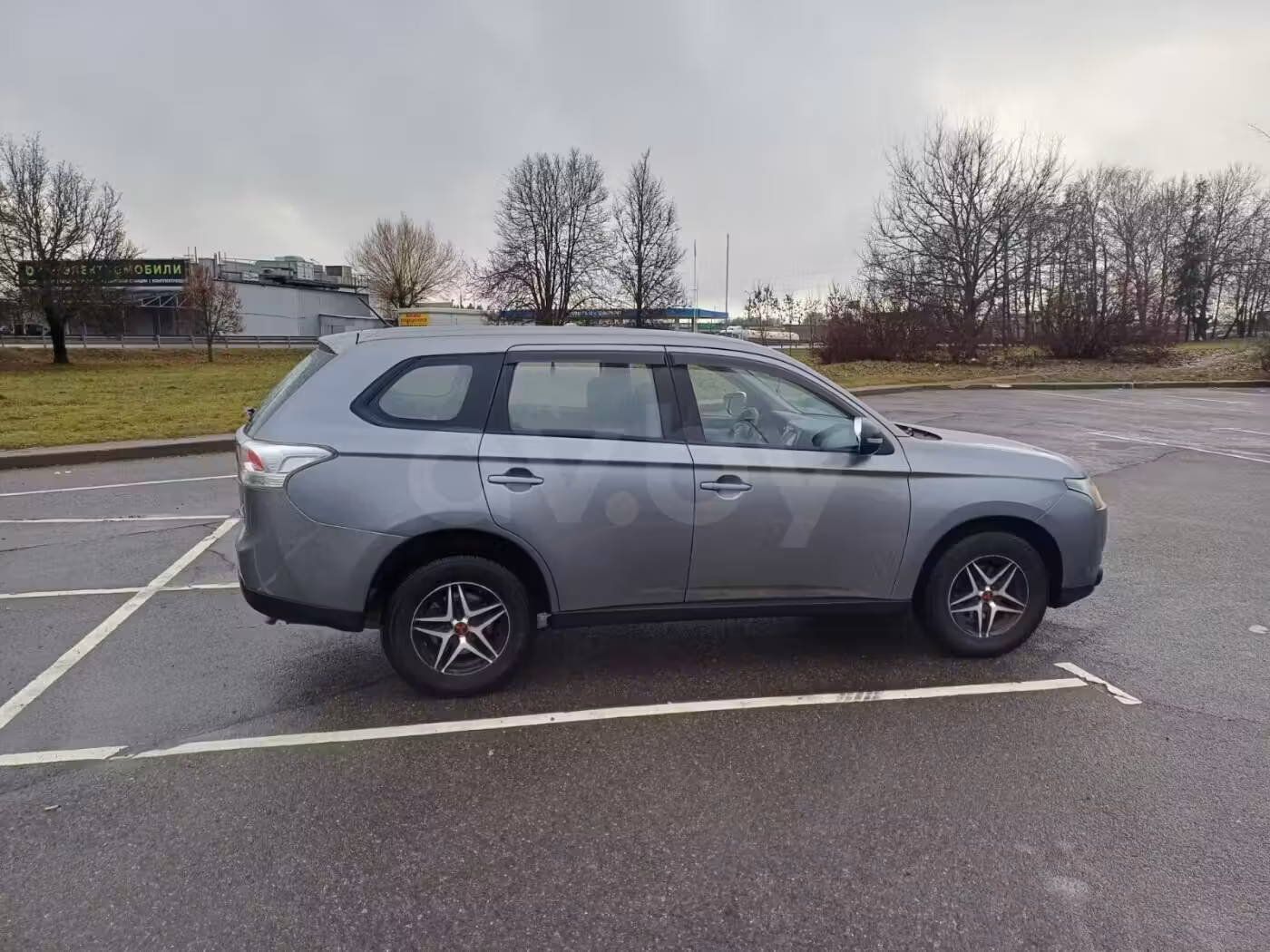 Mitsubishi Outlander фото 4