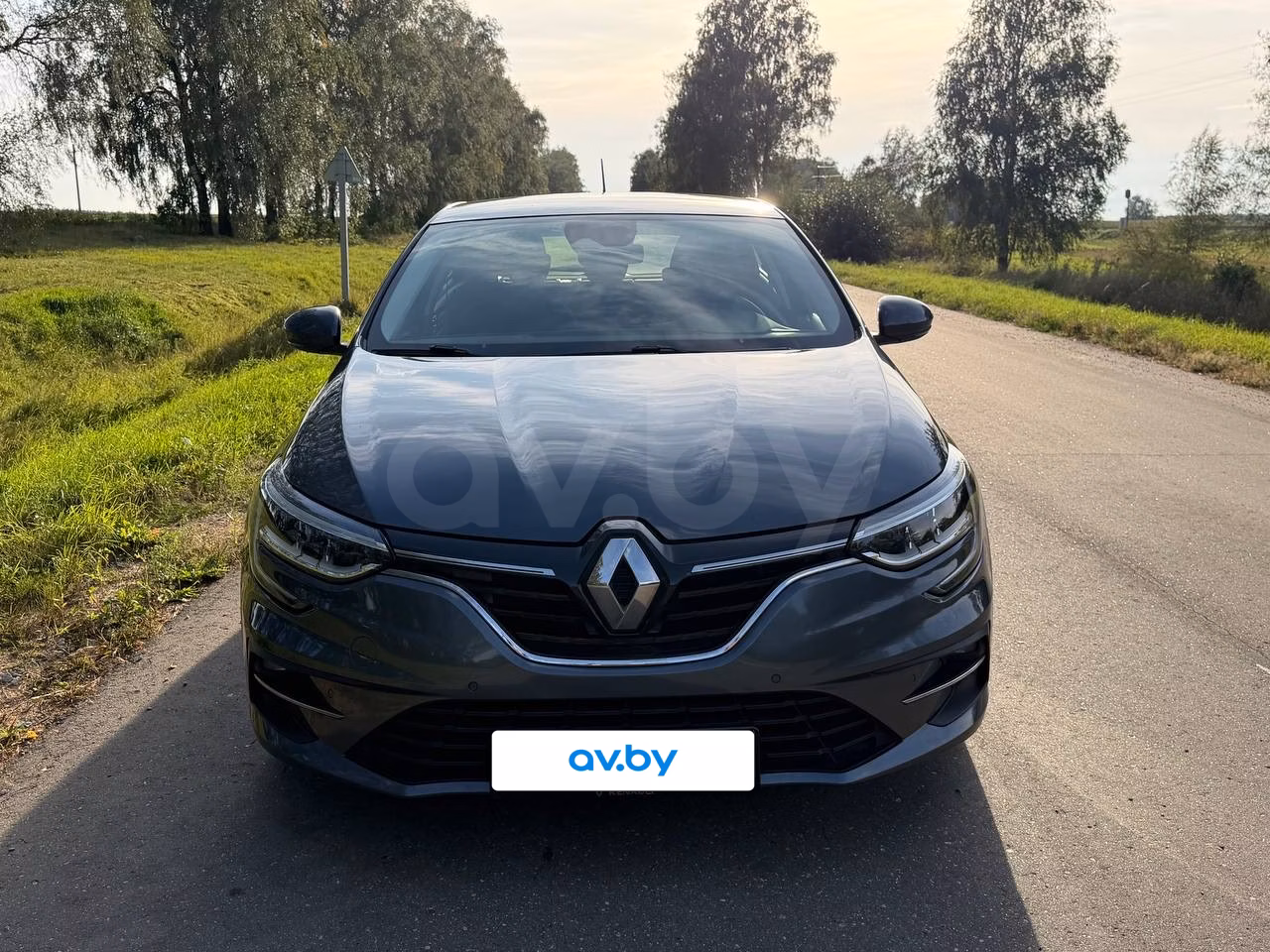 Renault Megane фото 2
