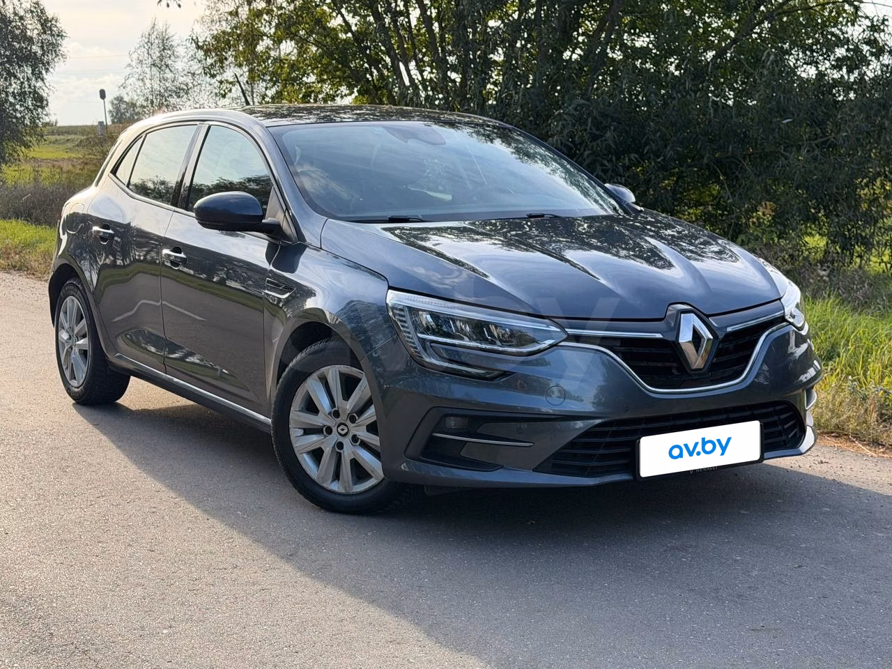 Renault Megane фото 7