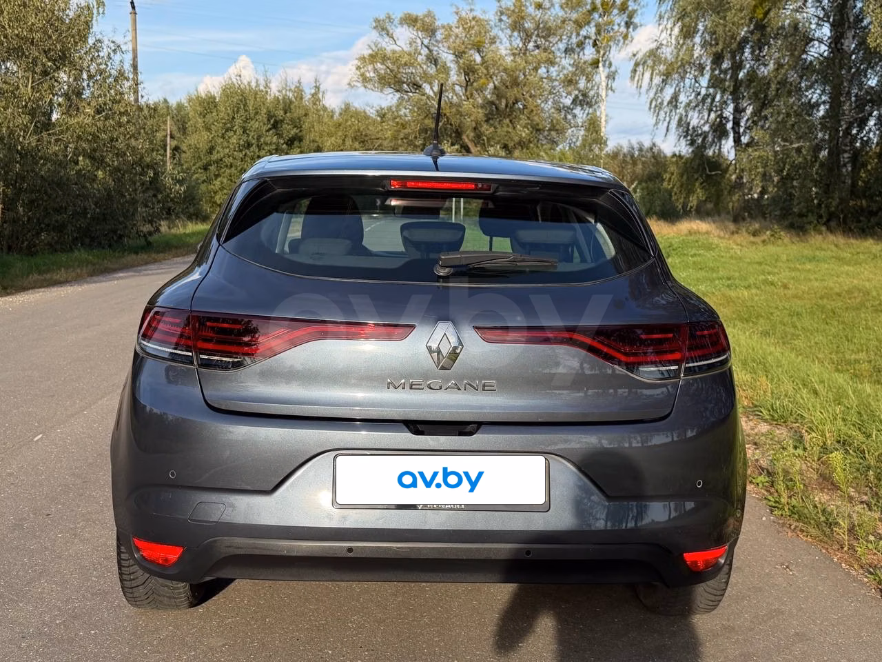 Renault Megane фото 9