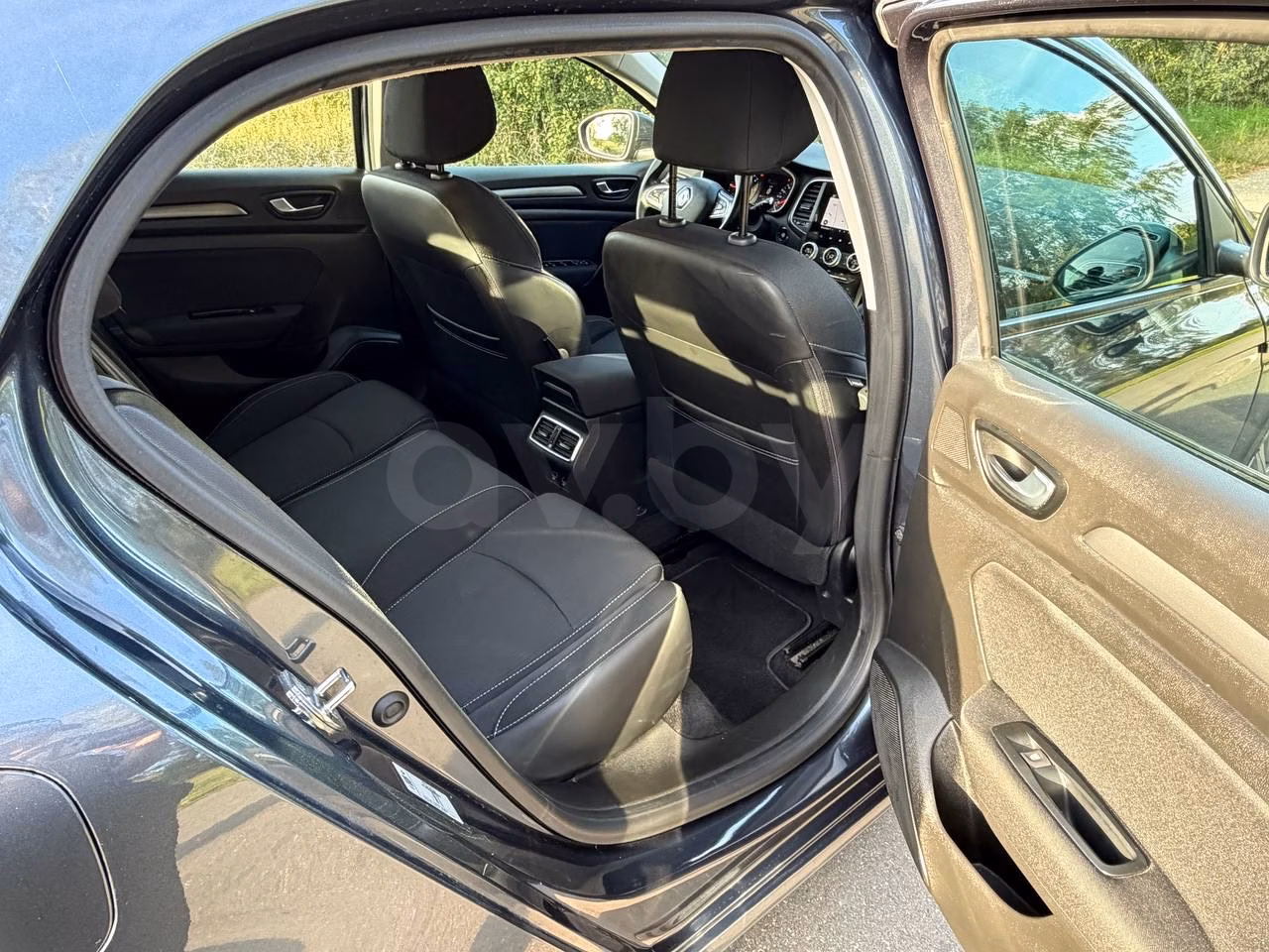 Renault Megane фото 12