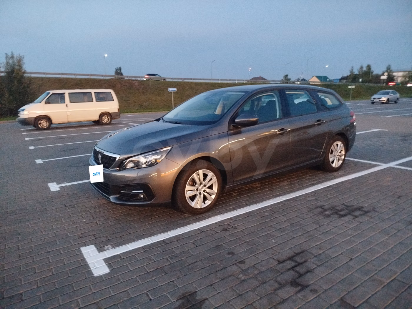 Peugeot 308 фото 3