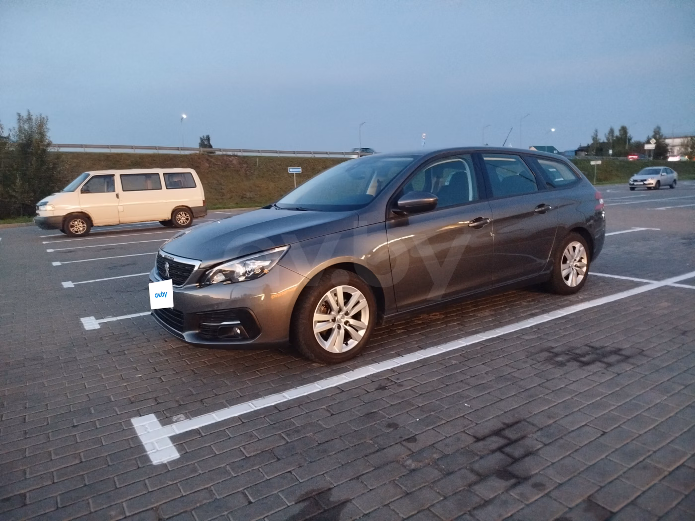 Peugeot 308 фото 5