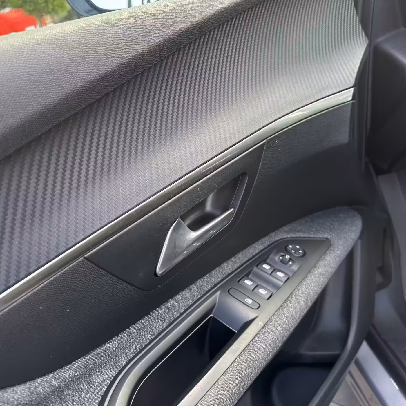 Peugeot 3008 фото 9