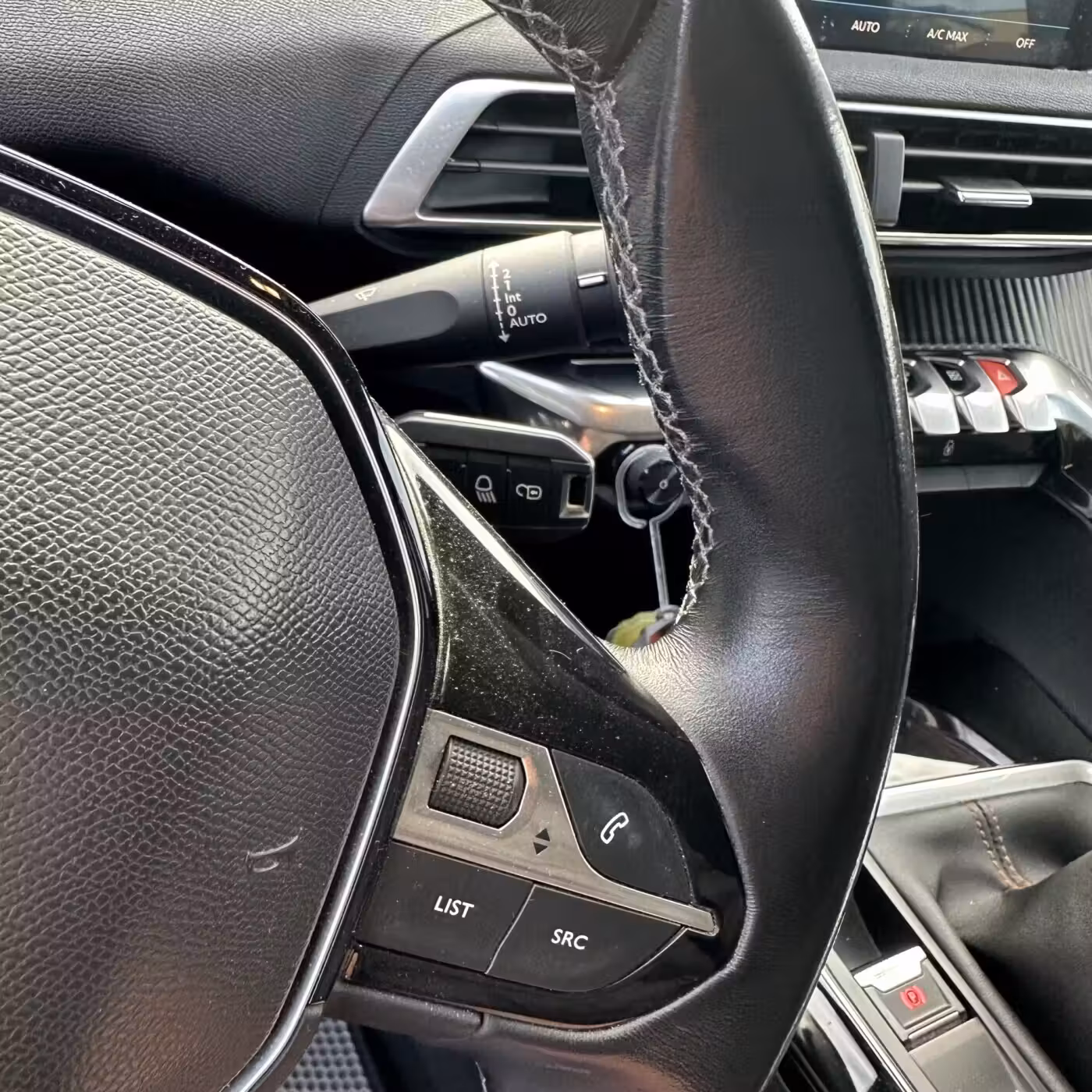 Peugeot 3008 фото 17