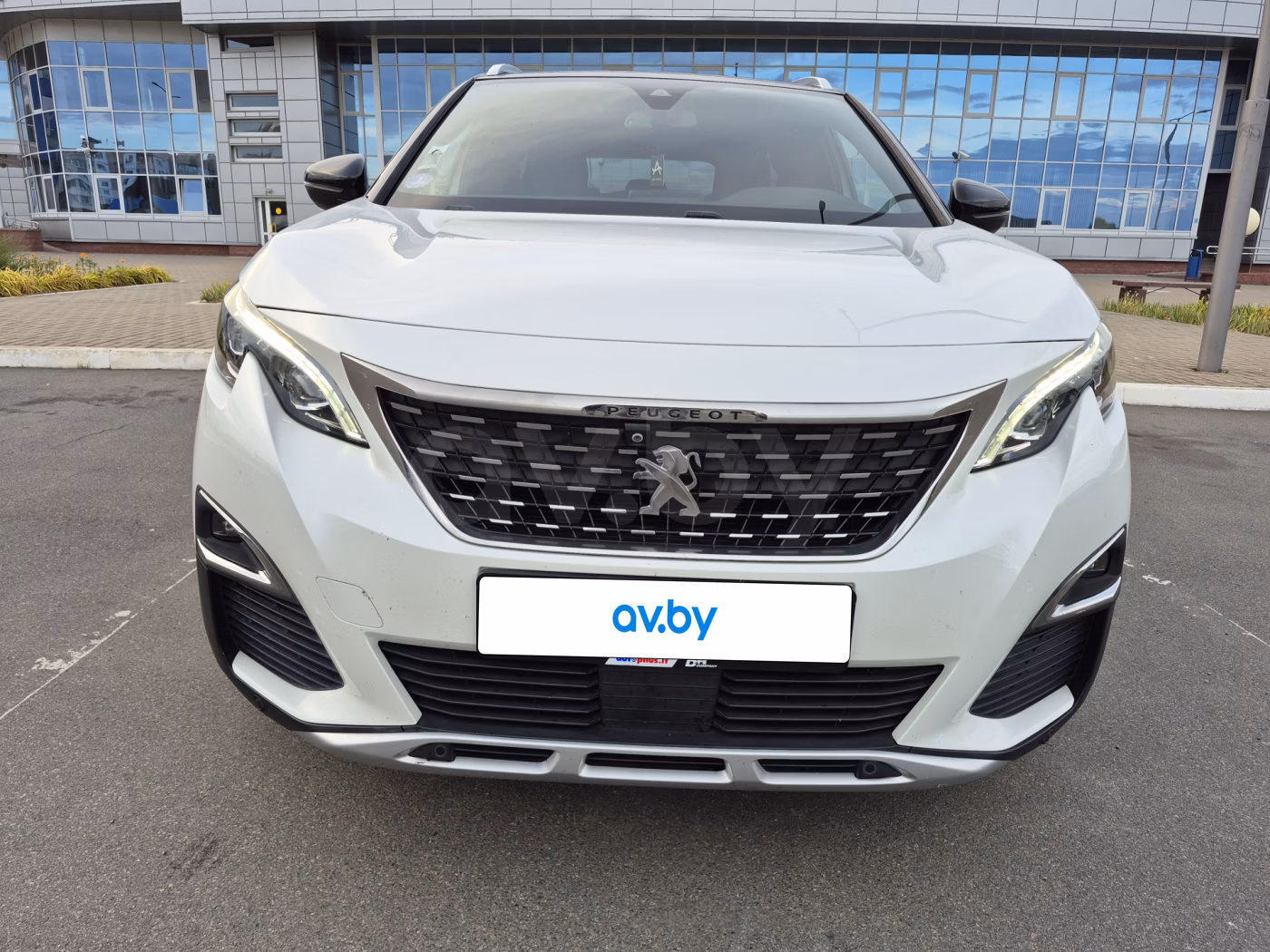 Peugeot 5008 фото 2