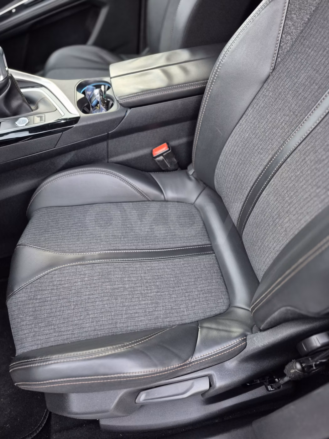 Peugeot 5008 фото 14