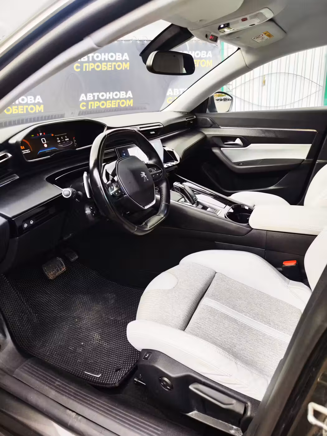 Peugeot 508 фото 9