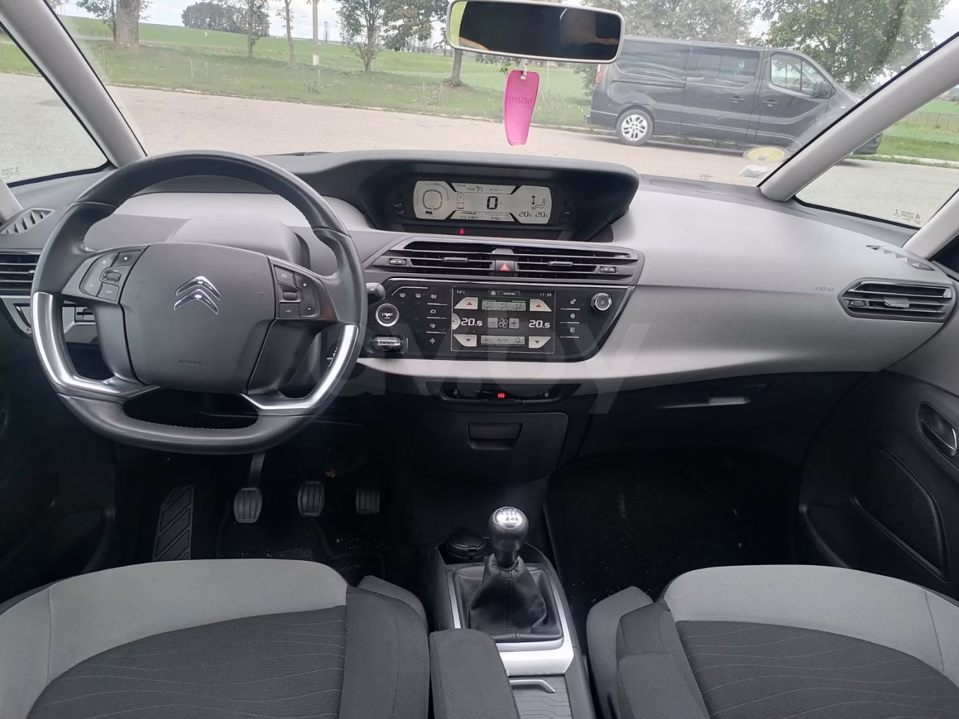 Citroen C4 Picasso фото 10