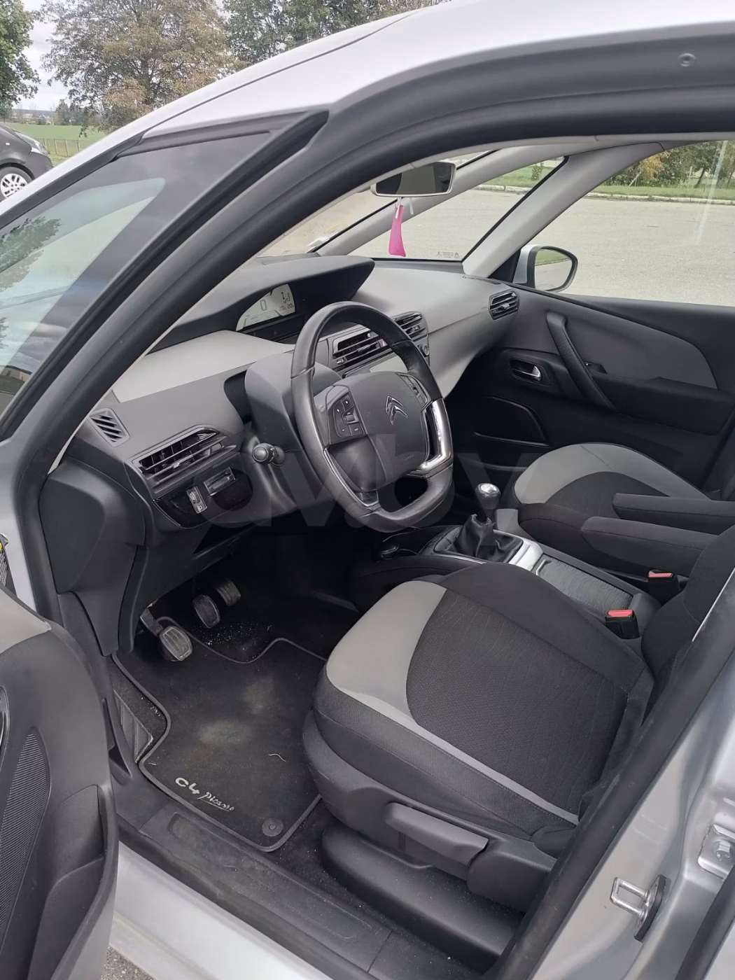 Citroen C4 Picasso фото 11