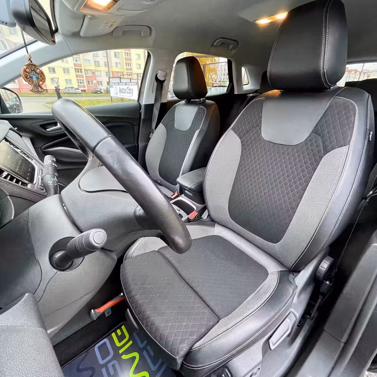 Opel Grandland X фото 8