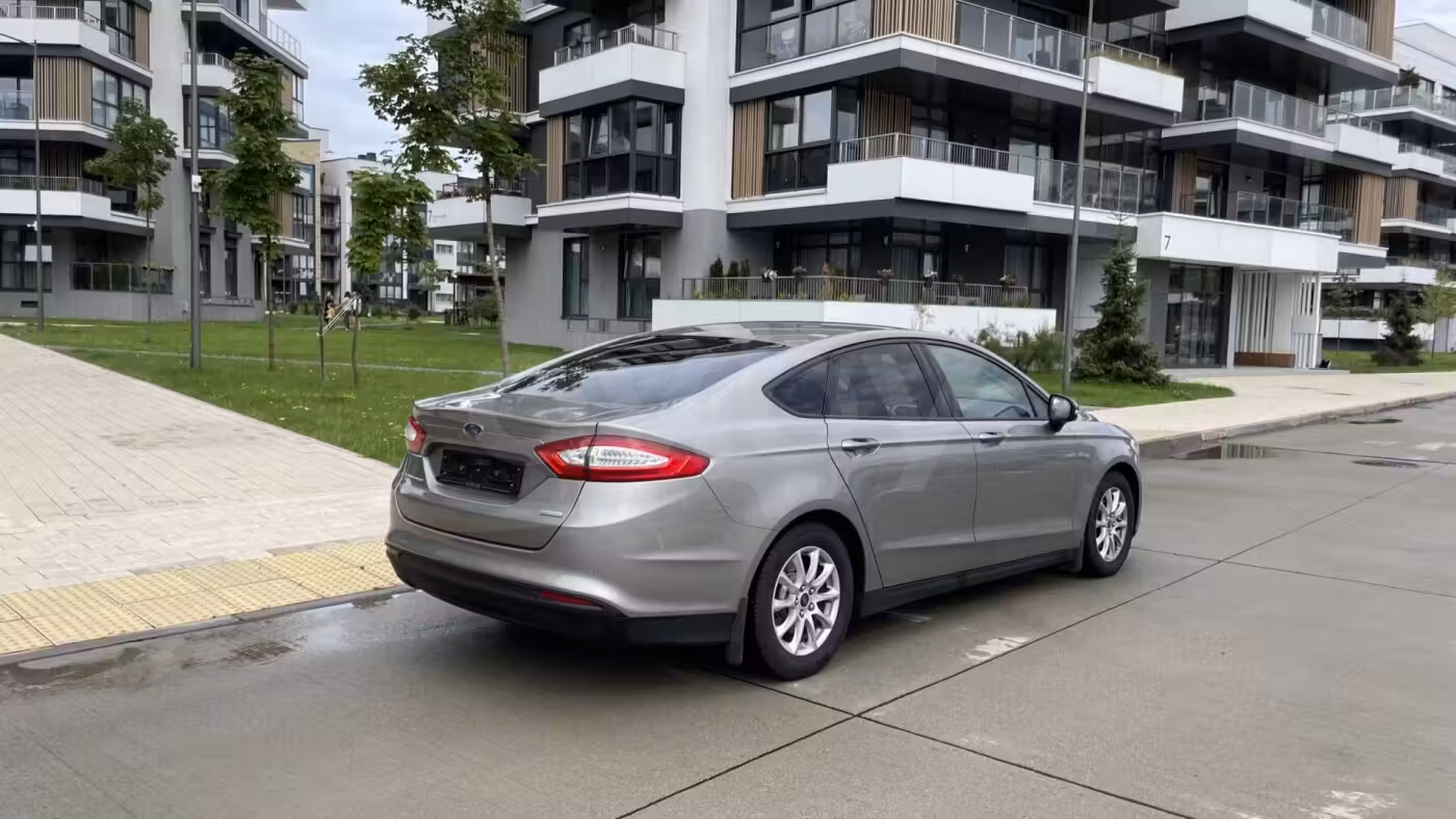 Ford Mondeo фото 10