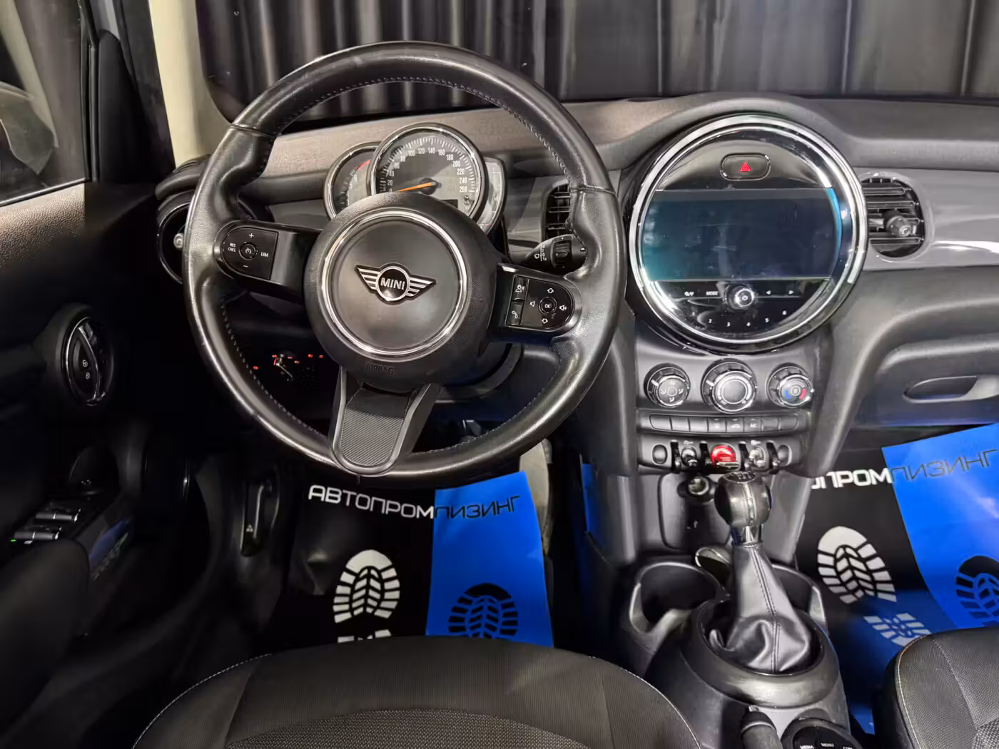 MINI Hatch фото 13