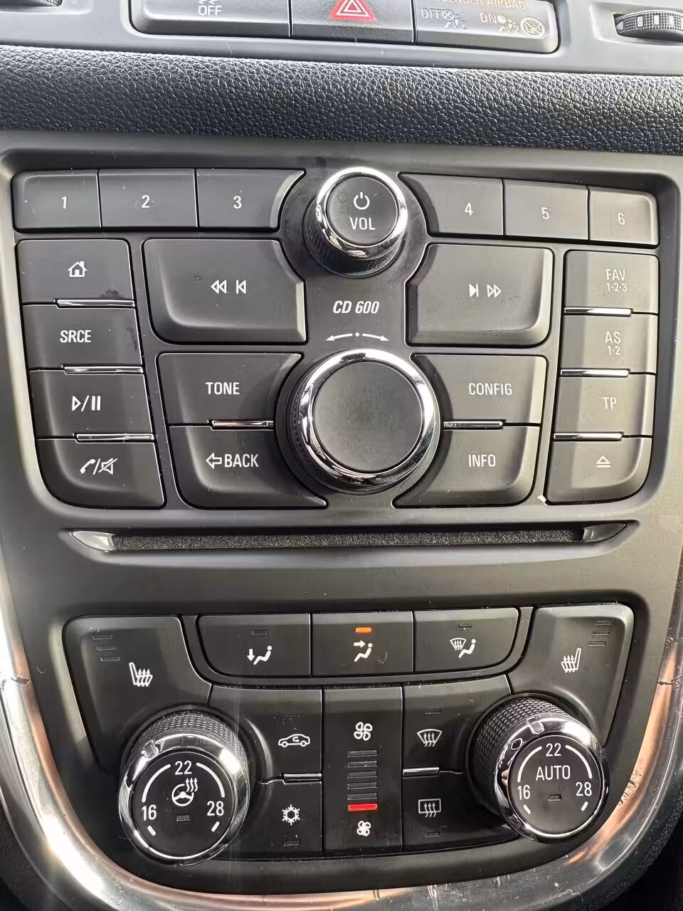 Opel Mokka фото 17