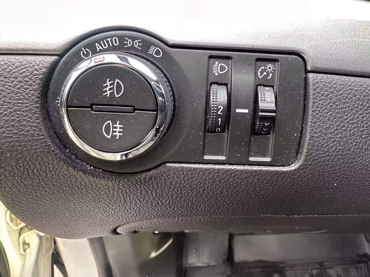 Opel Mokka фото 18