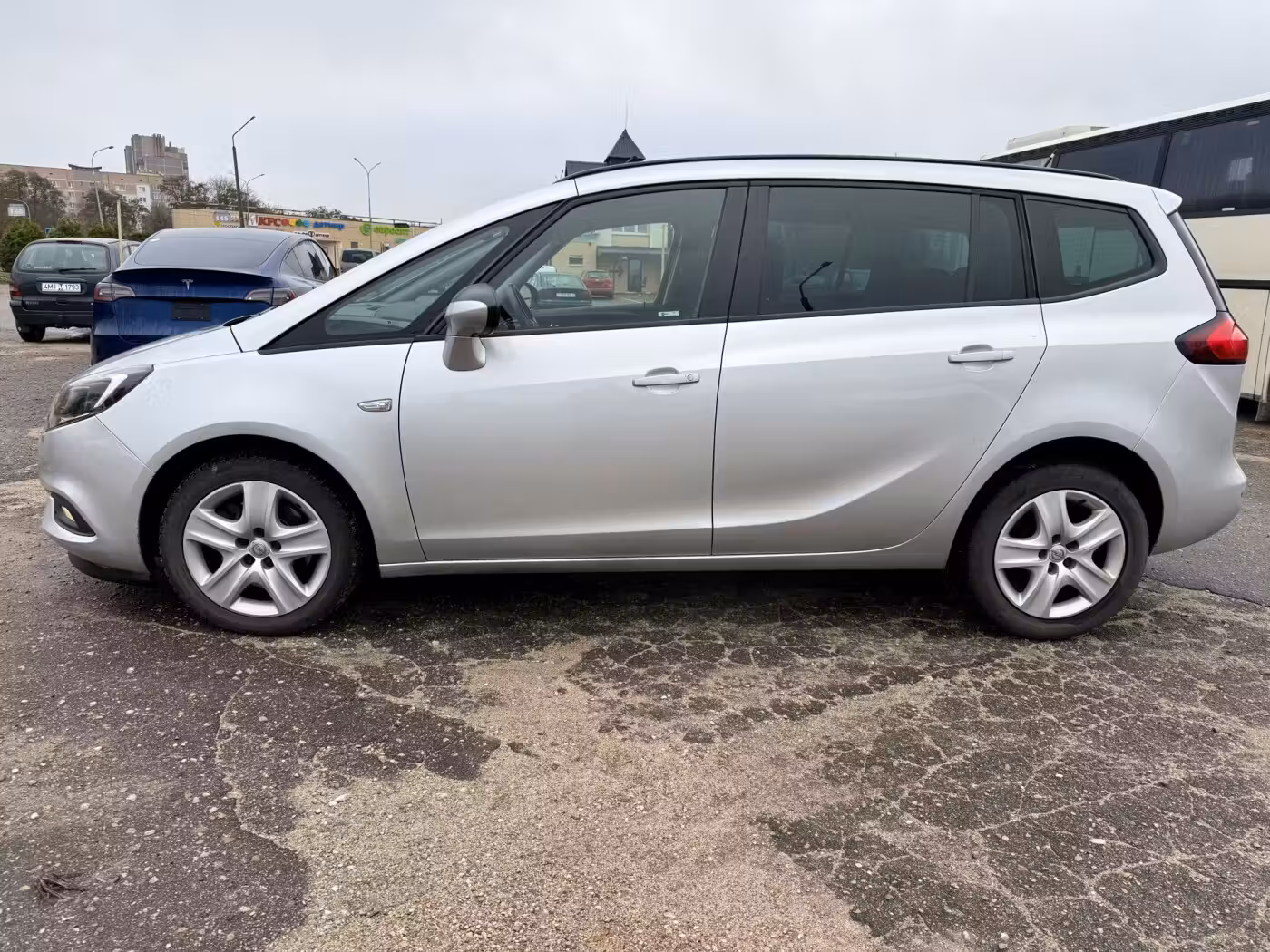 Opel Zafira фото 5