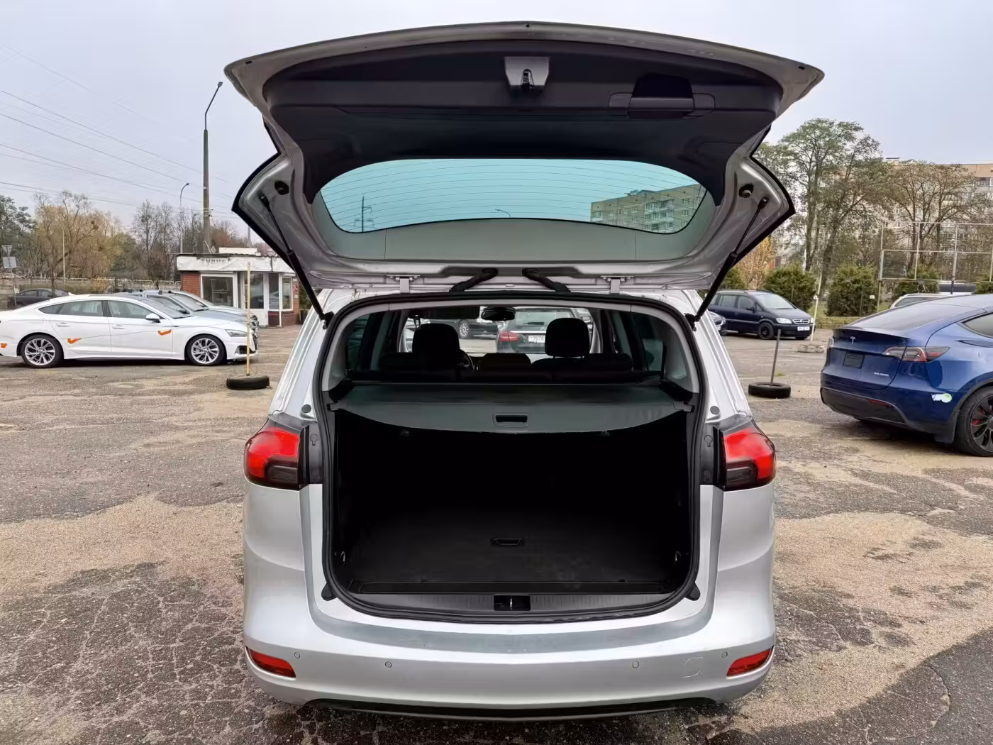 Opel Zafira фото 9