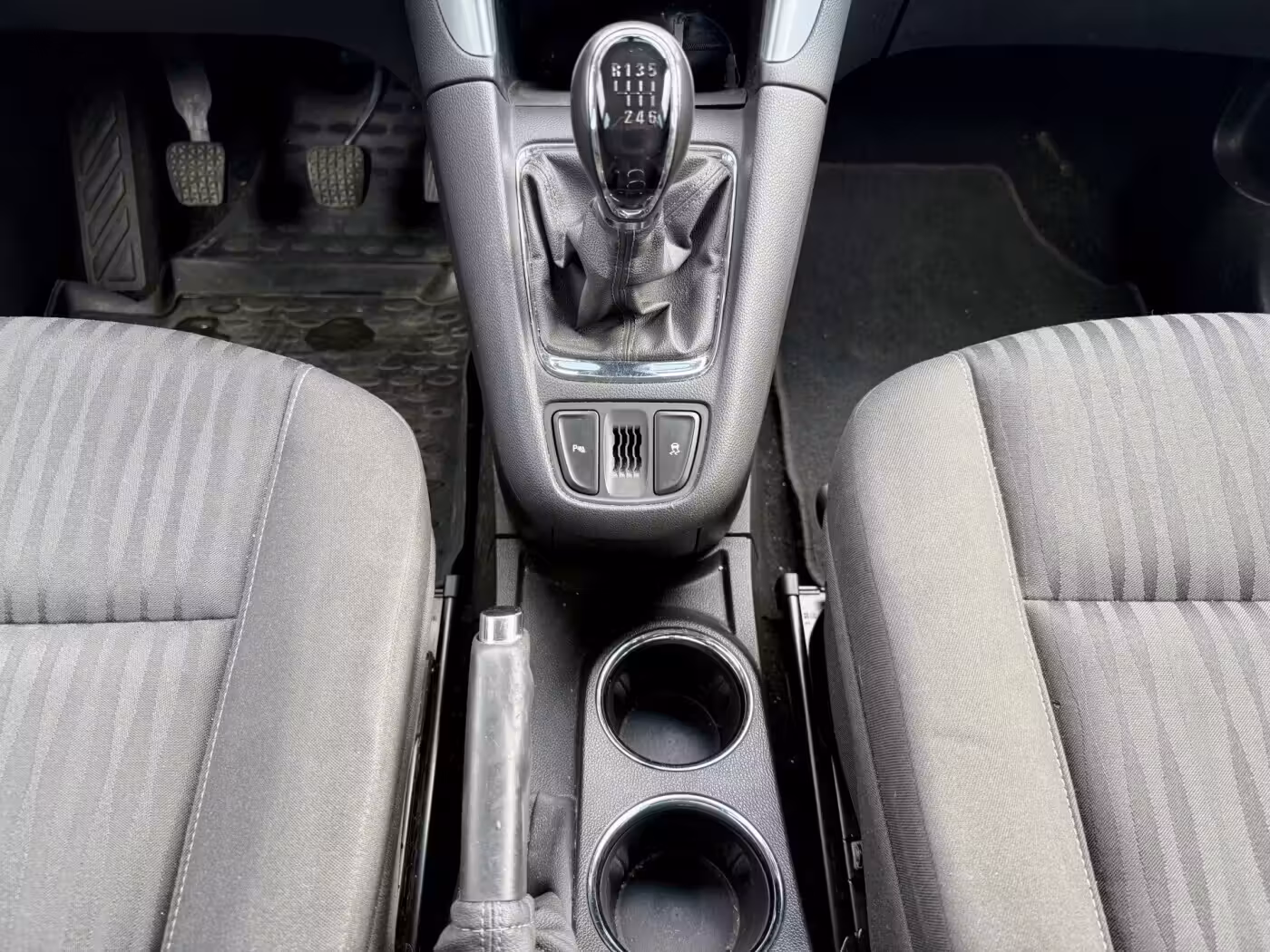 Opel Zafira фото 12