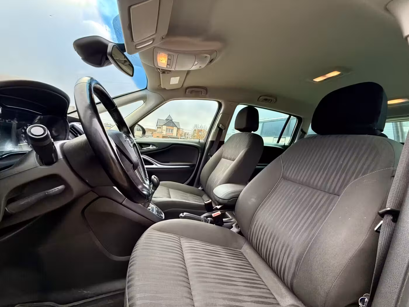 Opel Zafira фото 17