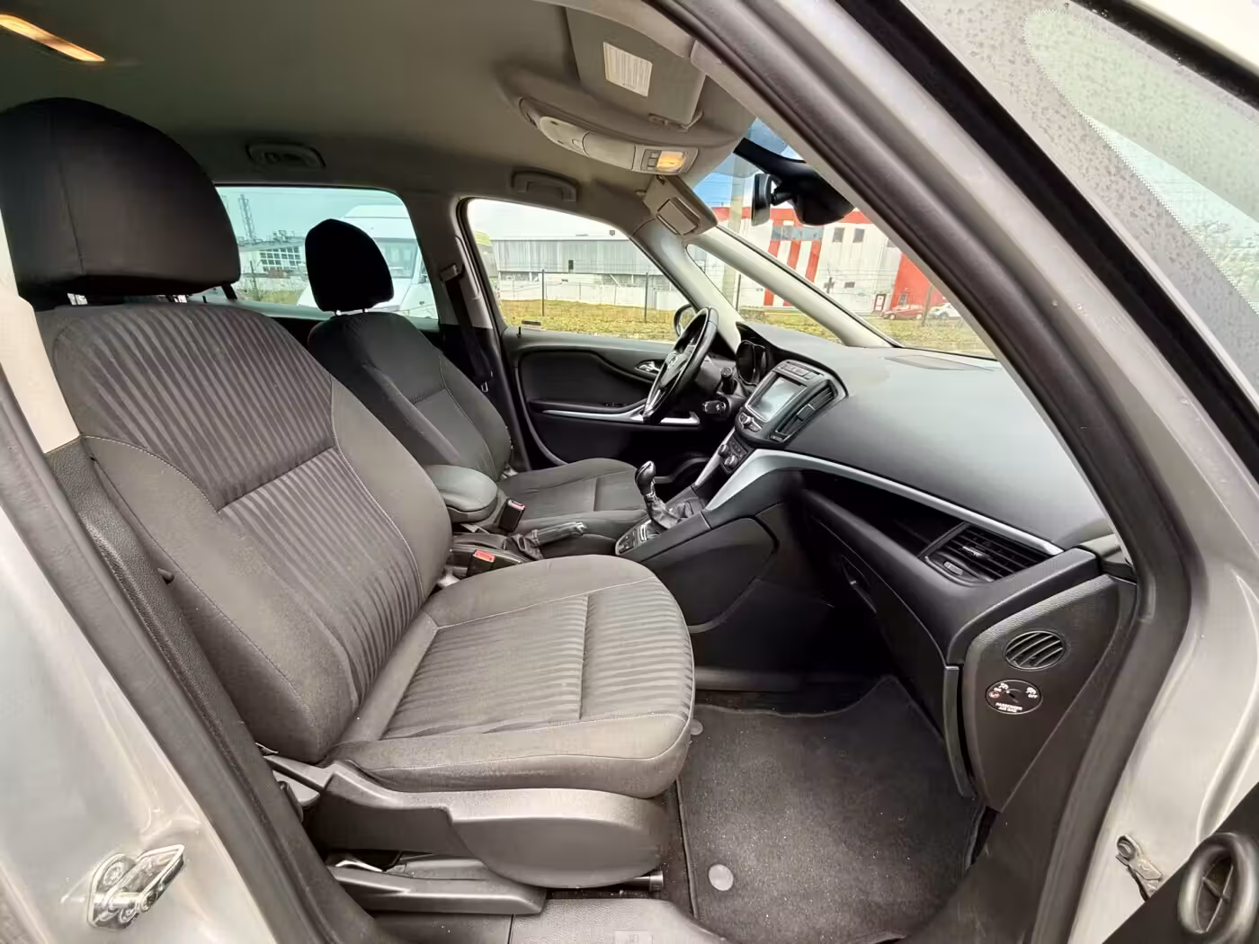 Opel Zafira фото 18