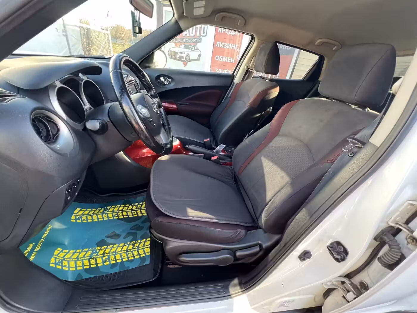 Nissan Juke фото 12