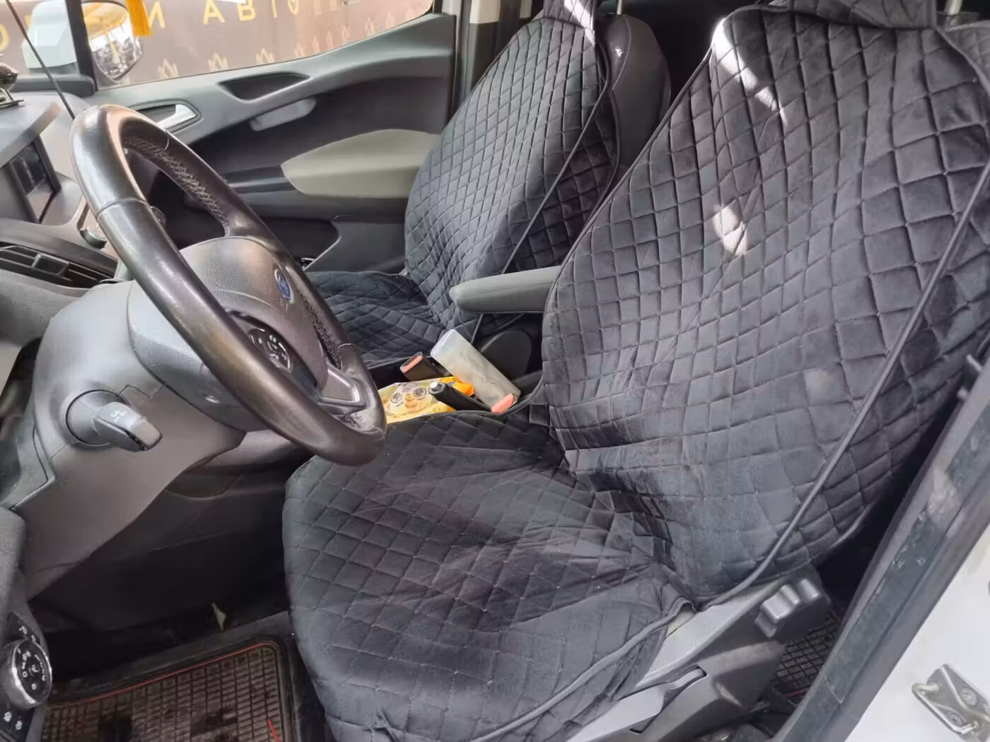 Ford Tourneo Courier фото 18