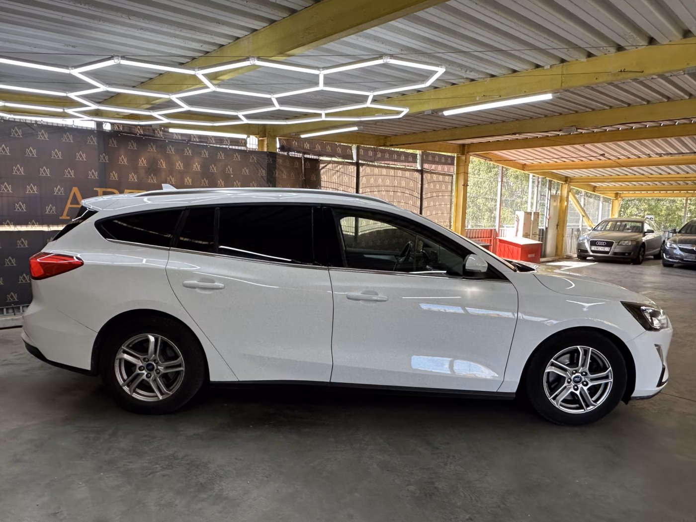 Ford Focus фото 6