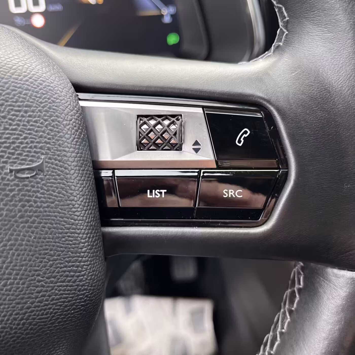 DS 7 Crossback фото 10