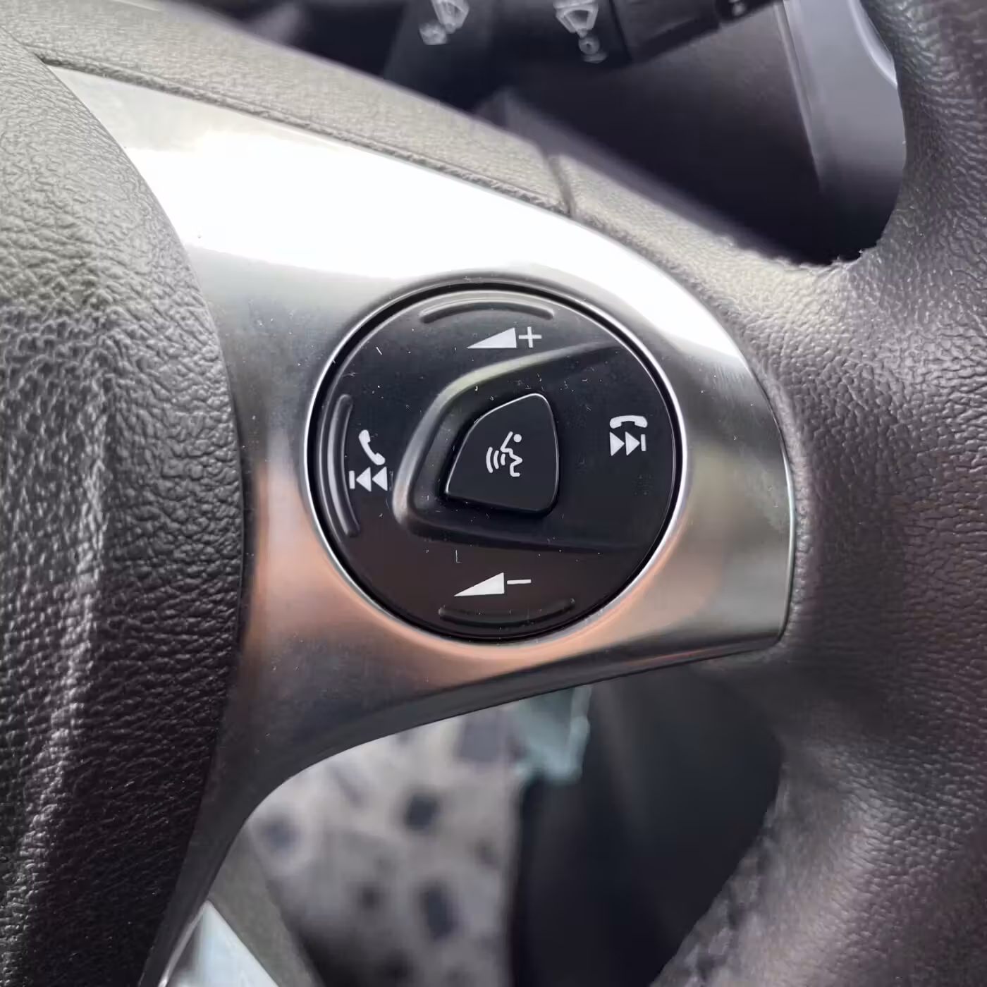 Ford Tourneo Connect фото 10