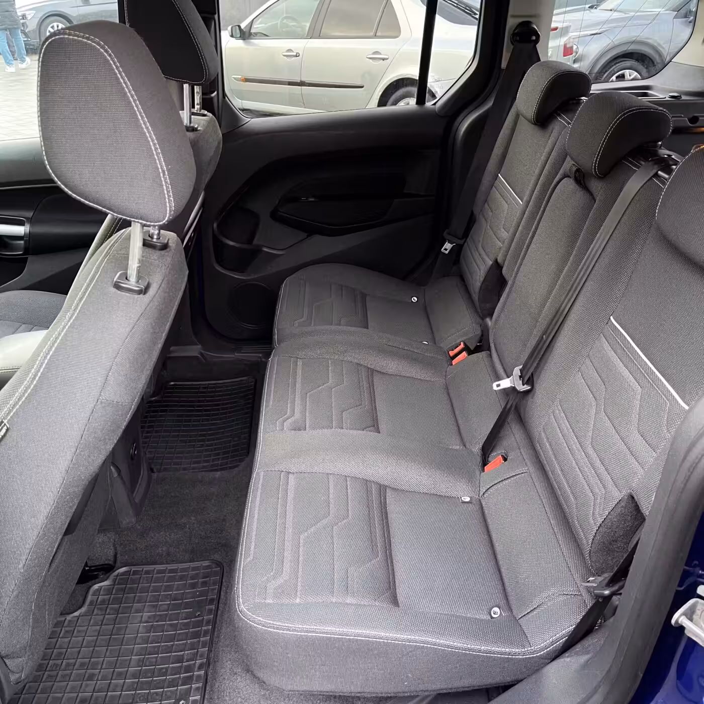 Ford Tourneo Connect фото 17