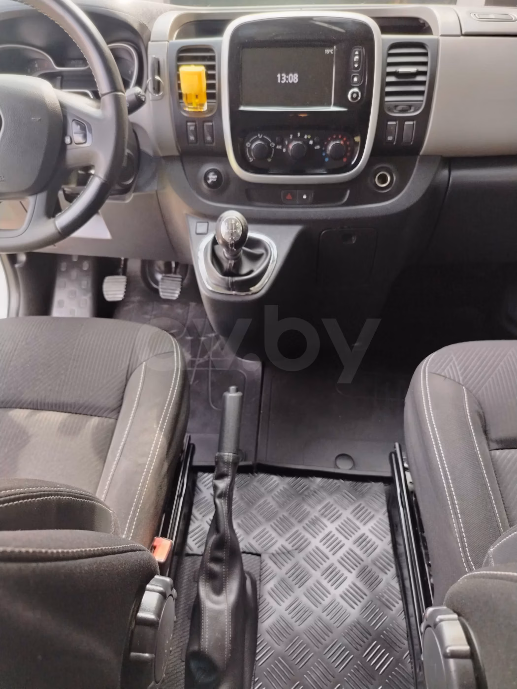 Renault Trafic фото 8
