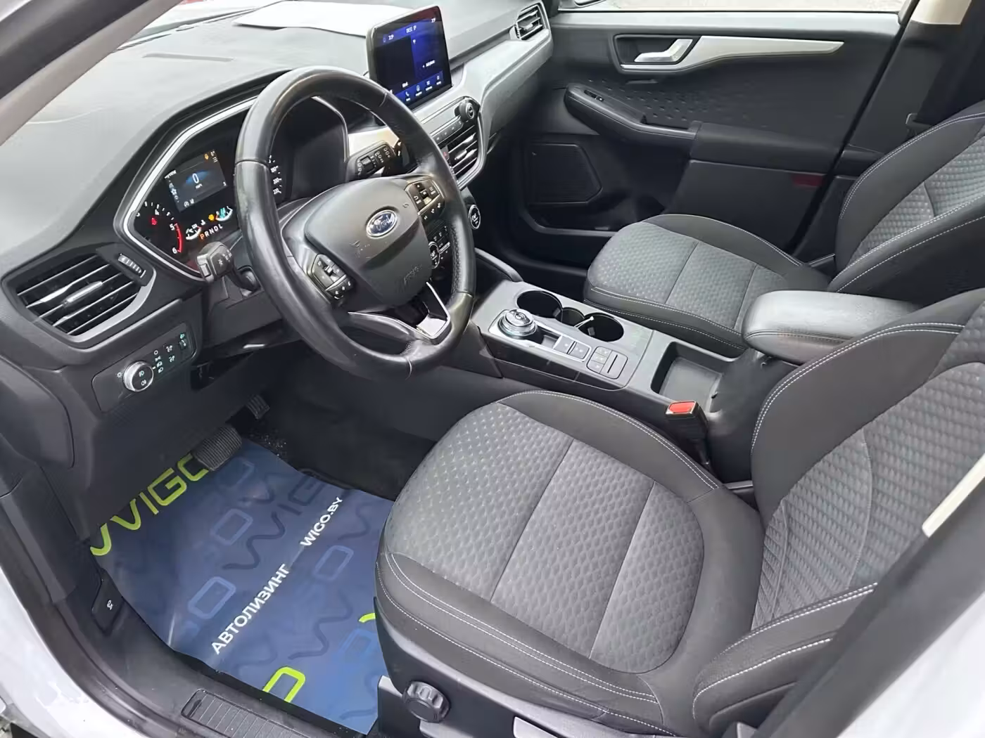 Ford Kuga фото 9