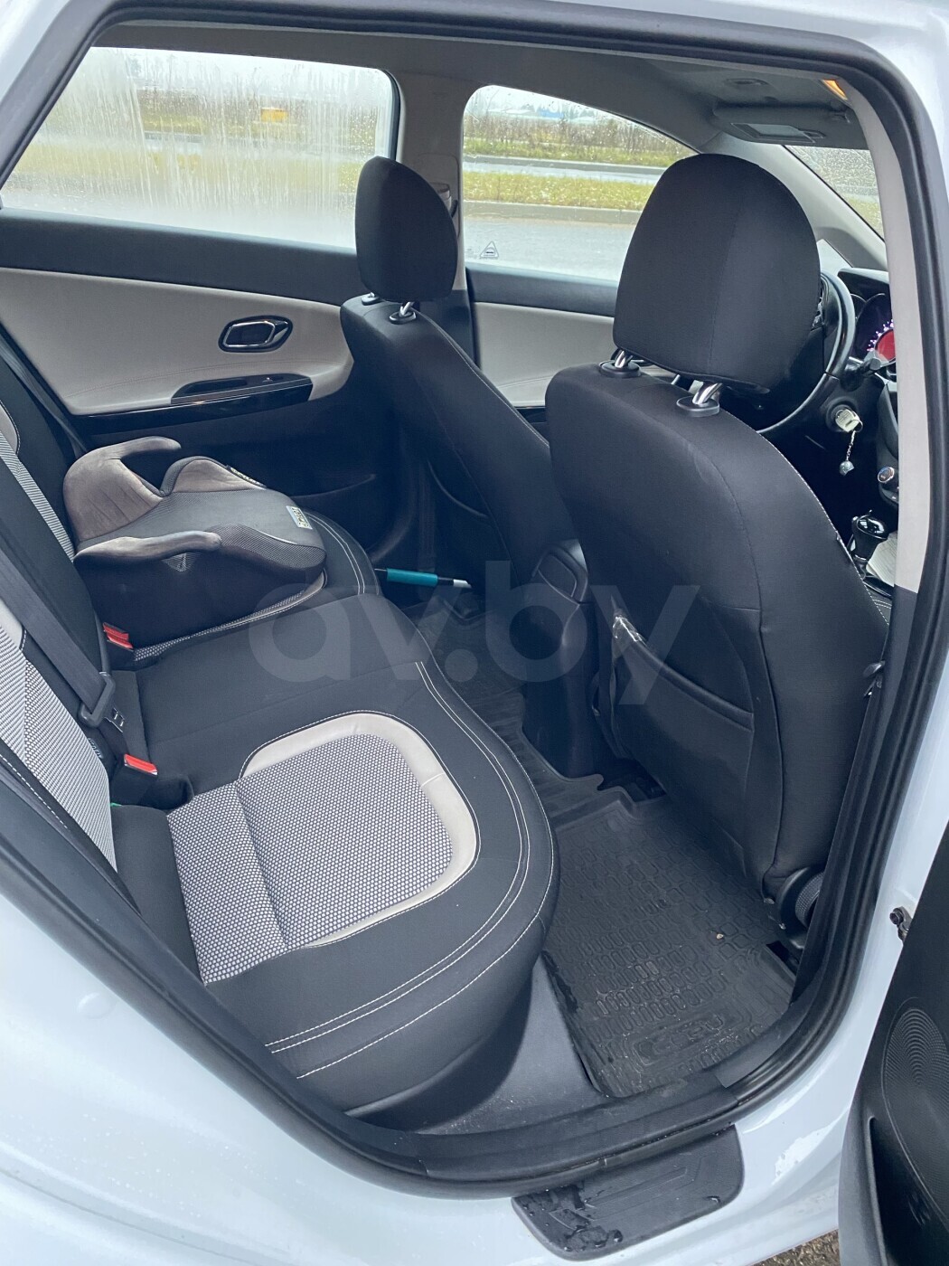 Kia Cee'd фото 9